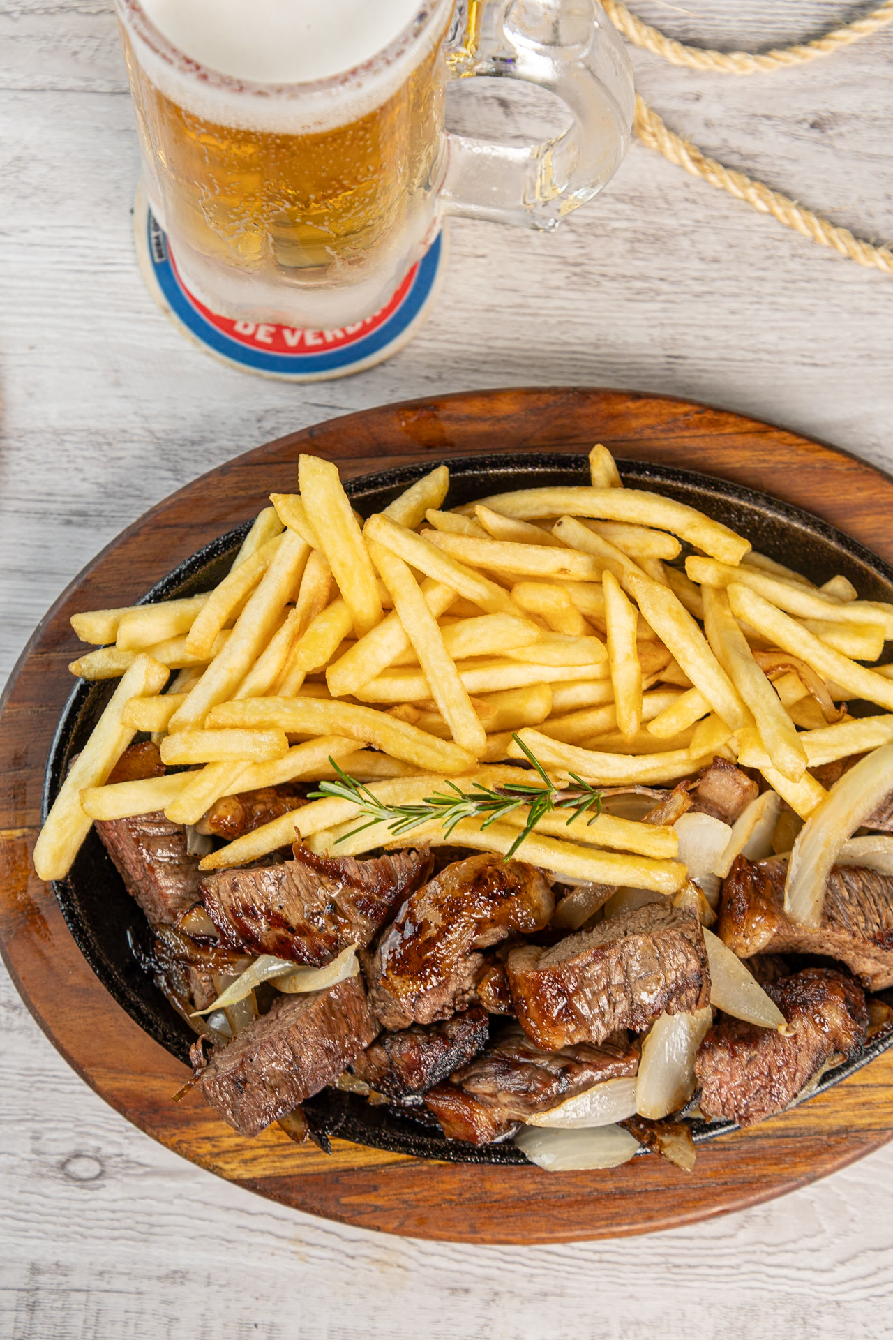 Picanha a Palito Acebolada com Fritas do Villa 400g